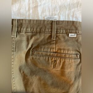 Levi's Tan Khaki Chino Pants